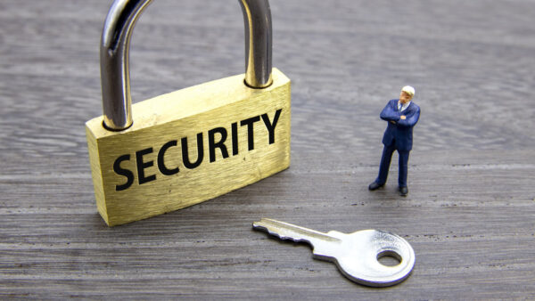 3,200万円の銅線盗難が示す「発電停止リスク」──600kg耐久の物理的対策が切り拓く自衛の道